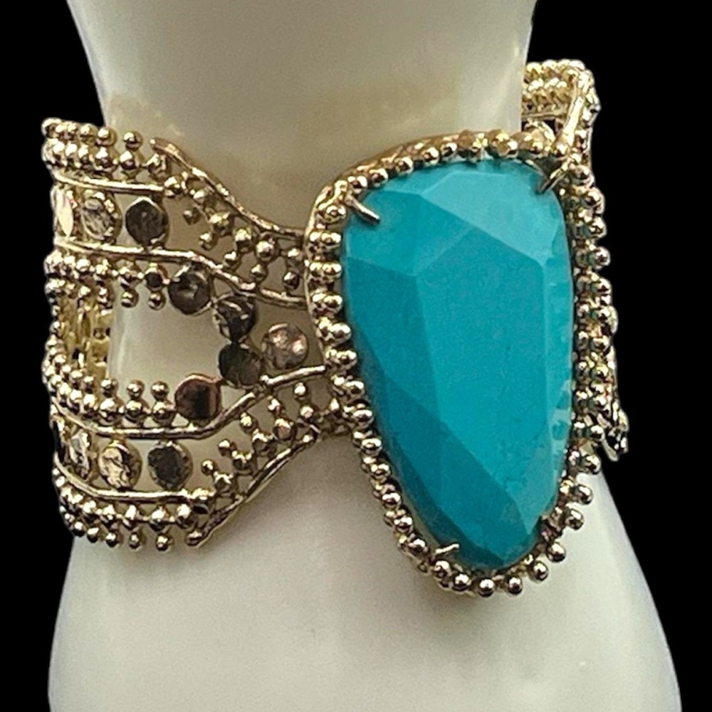 Kendra Scott Abena Turquoise Gold Cuff Bracelet Used on Runway Fashion Show 🥰 - Picture 12 of 15